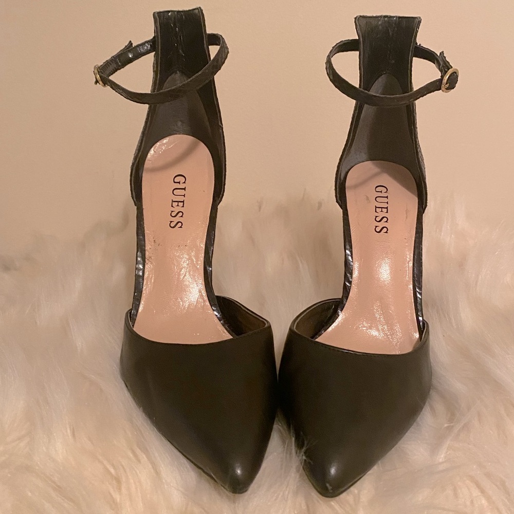 Black heels. Size 7